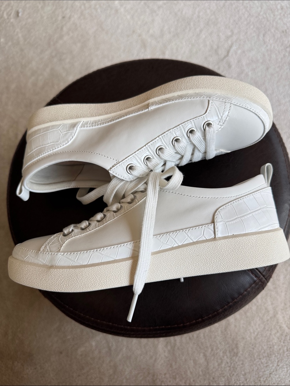 NWOT Vionic Winny White Leather Lace-Up Sneakers SZ 7 - Picture 5 of 10
